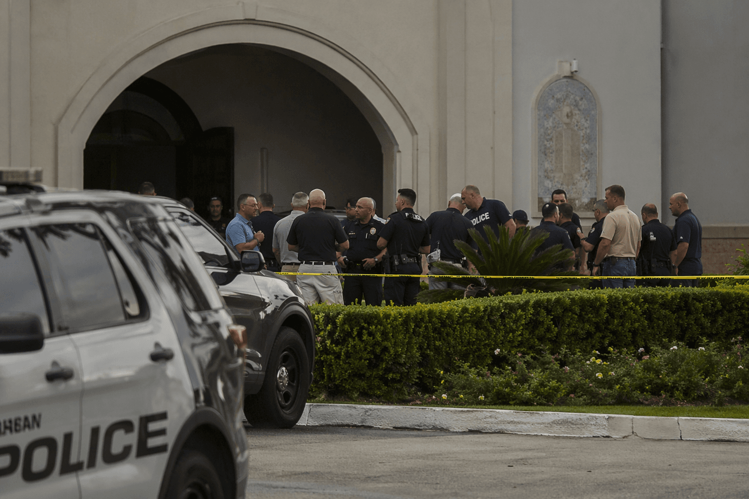 Houston man shot in hand while helping homeless man at west Harris County mosque