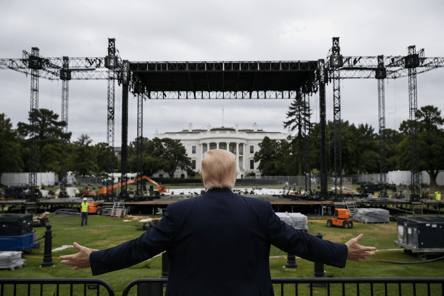 Lawsuit says Trump UFC event at White House unlawfully favors allies