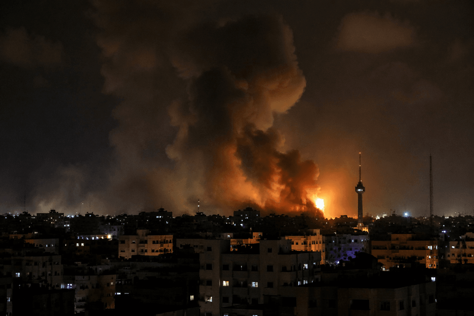 Israel strikes Iranian military targets after missile attack on Israel