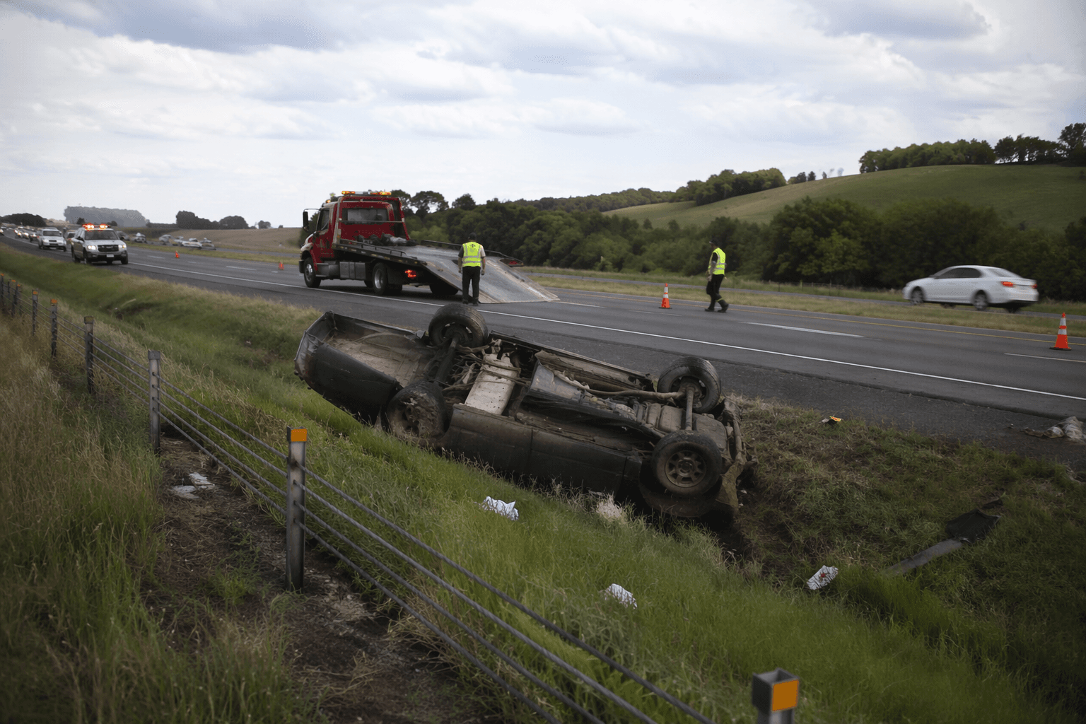 Driver hurt in early rollover crash on I-94 near Dalton
