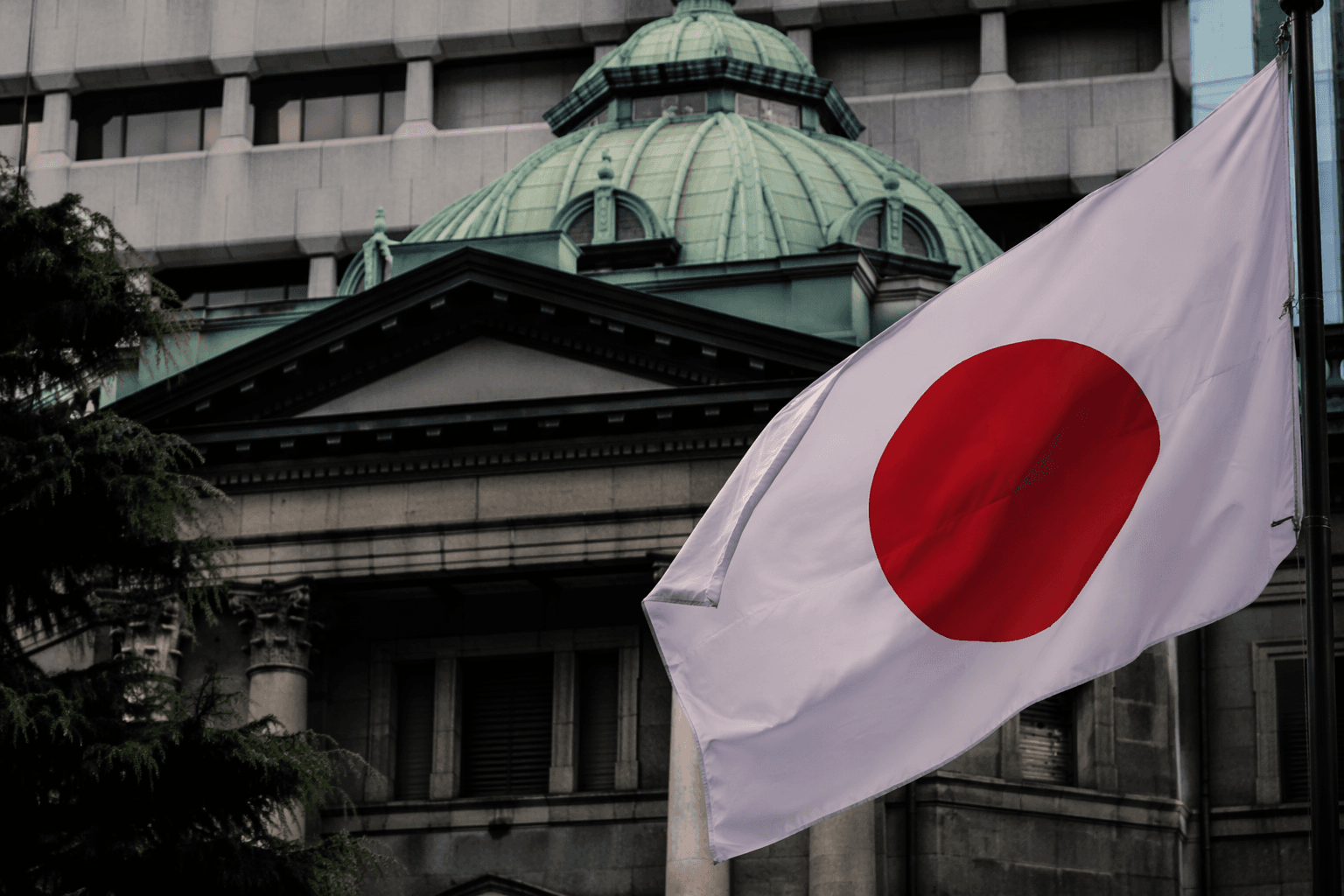 Japan urges Bank of Japan to help reach 2% inflation target