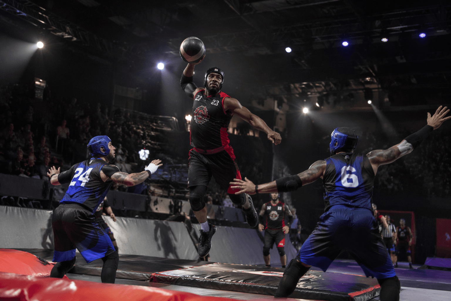 Buzzsaw beats Ozone 60-34 in SlamBall's return opener