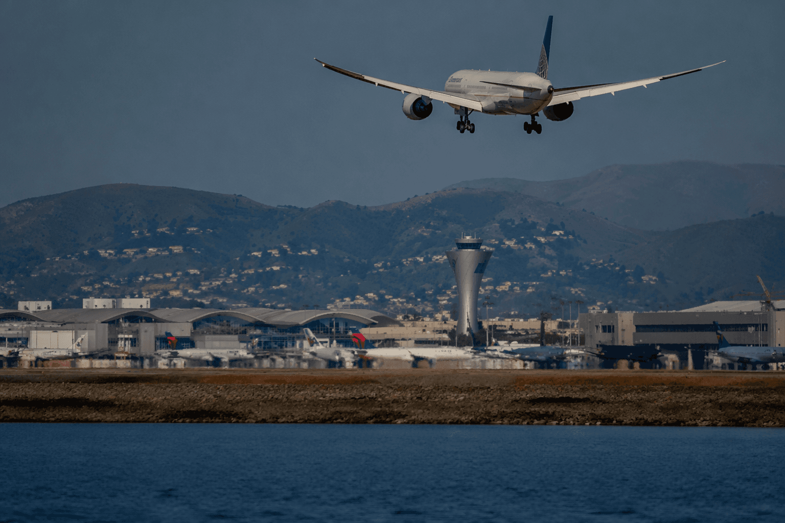 FAA briefly lifts ground stop at San Francisco International Airport