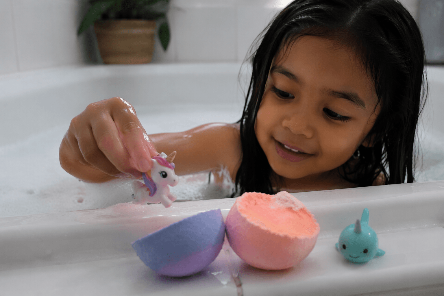 Canada’s best toy-surprise bath bombs turn bath time into a game