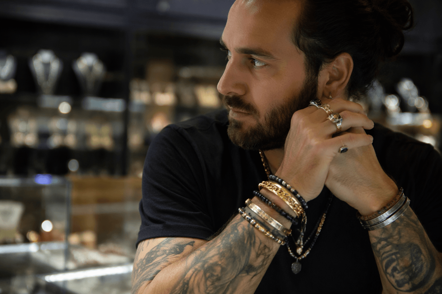 Las Vegas jewelers embrace bold layering, mixed metals and contrast