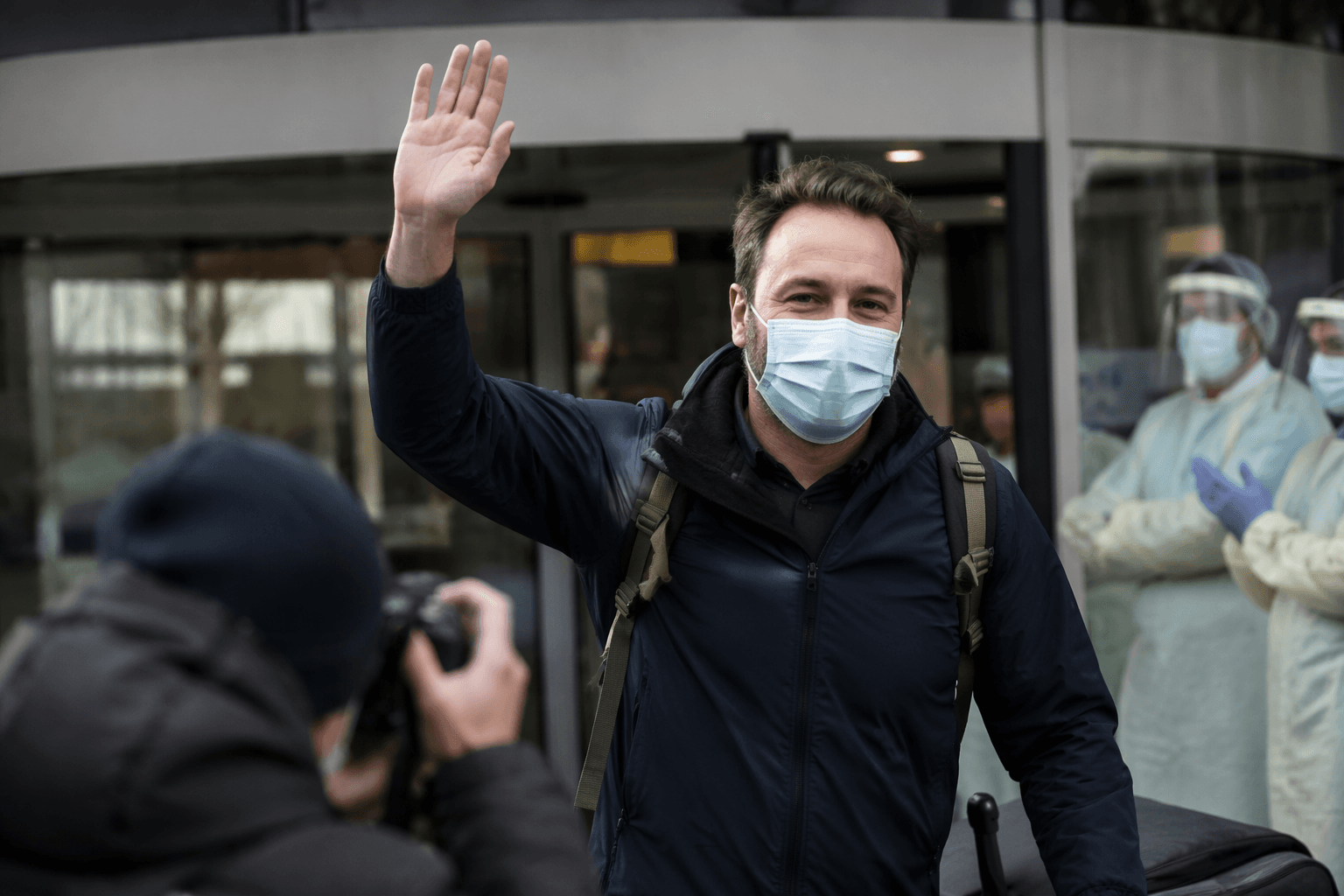 U.S. doctor exposed to Ebola in Uganda released from Czech hospital