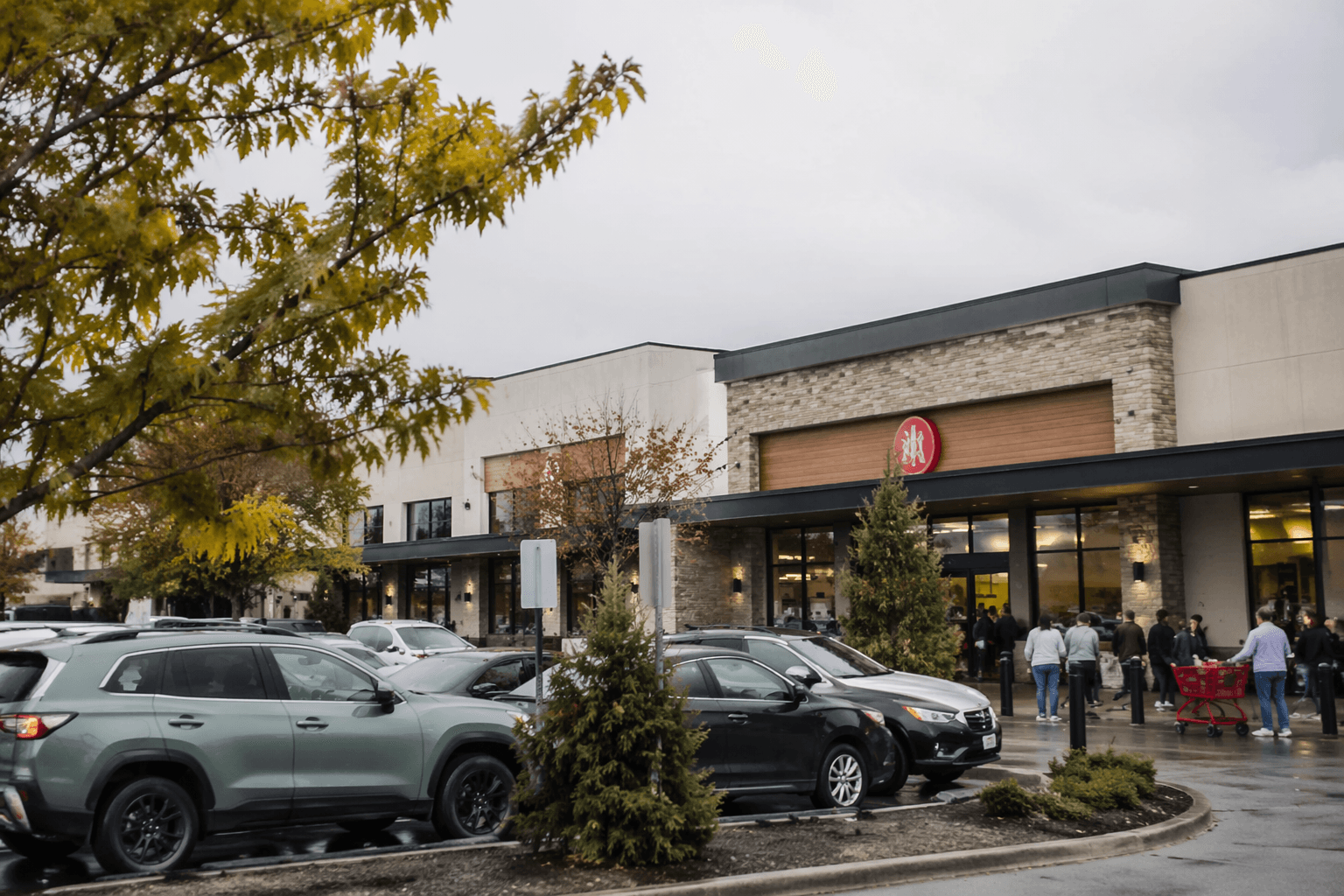 Trader Joe's opens Johns Creek store near Forsyth County border