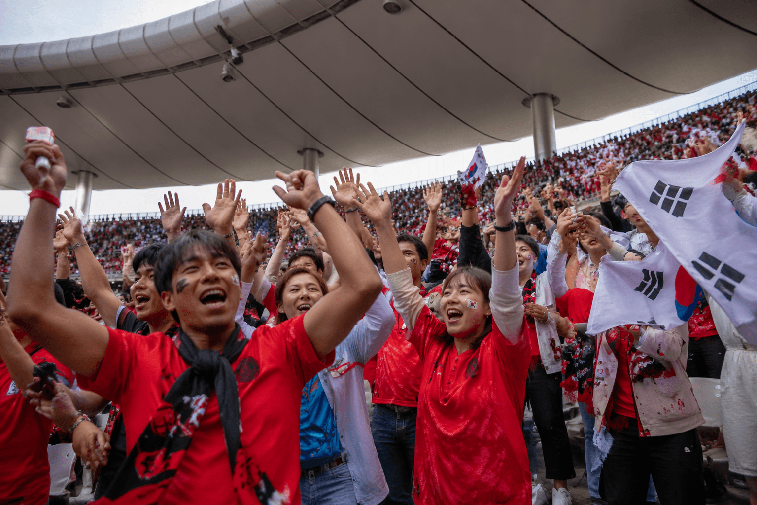 Corea del Sur conquista Guadalajara con Cielito Lindo y la ola del Mundial