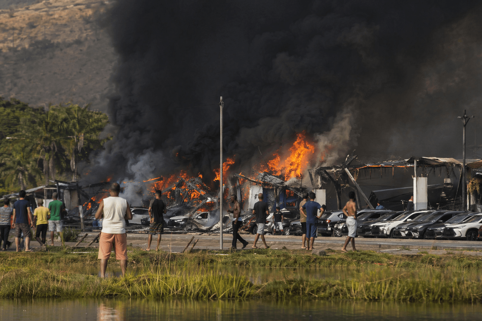 Two helicopters collide over Rio de Janeiro, killing six people