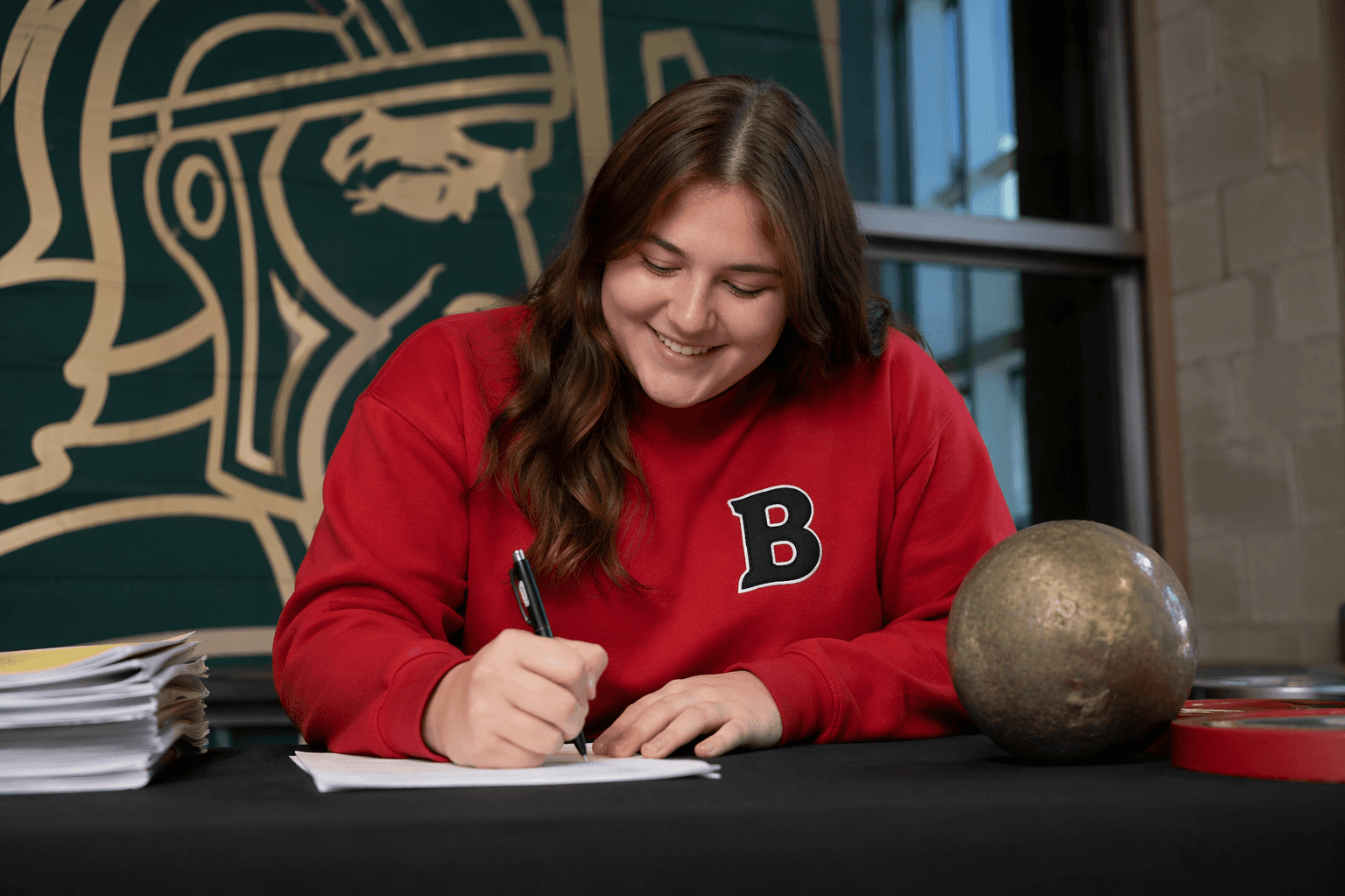 Ozark Catholic senior signs to throw for Benedictine College in Atchison