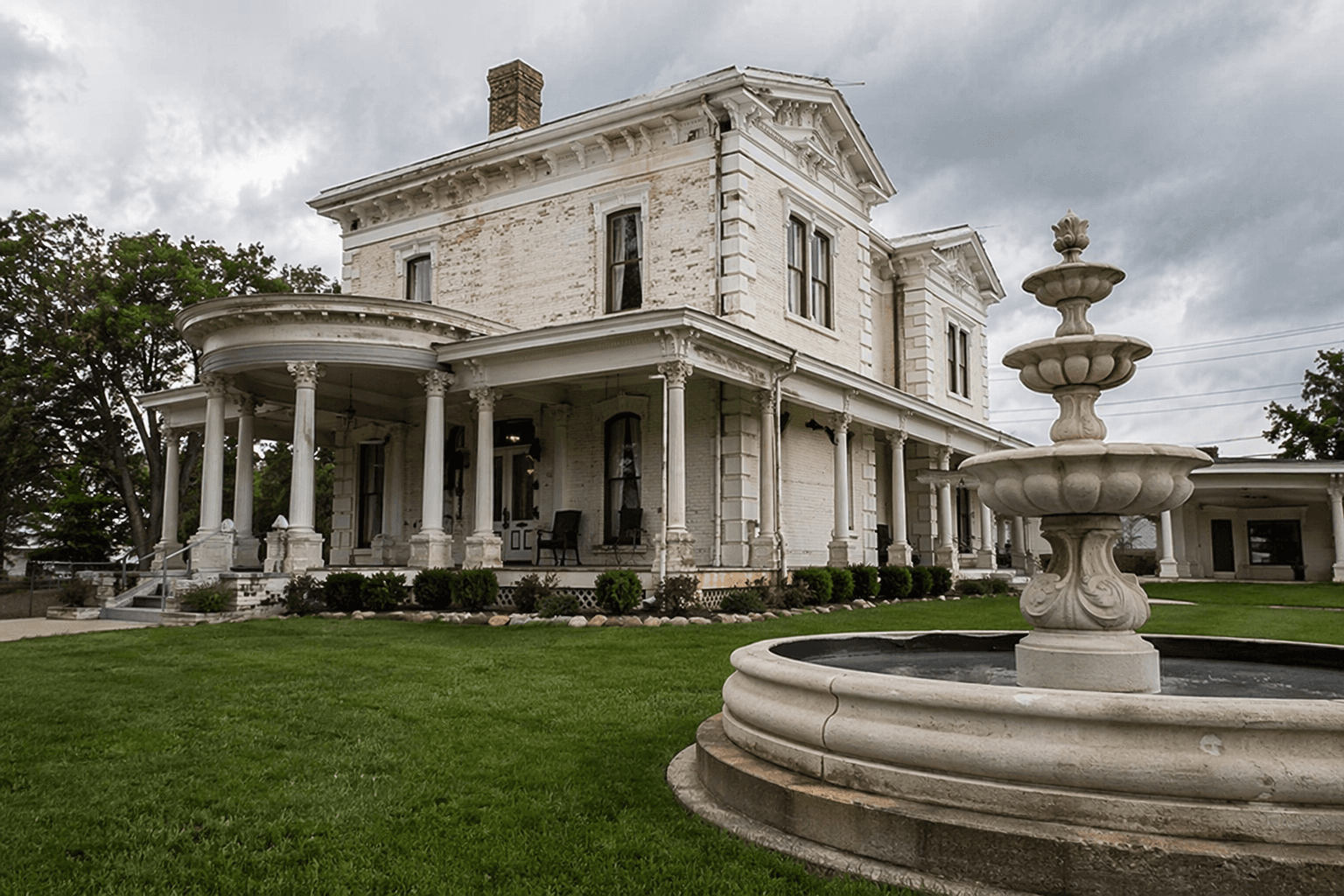 Historic Luna Mansion reopens in Los Lunas as event center