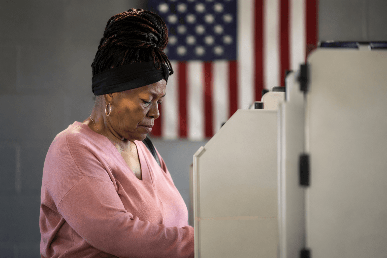Georgia, Alabama voters cast ballots in key runoff races