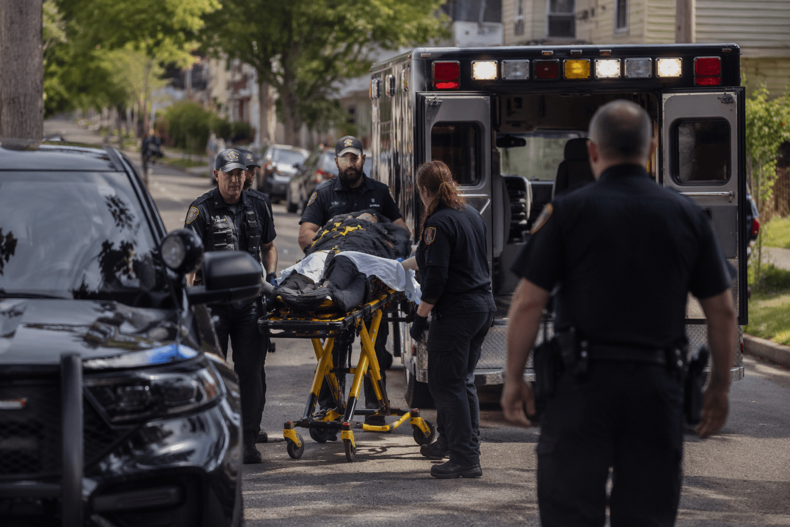 Eureka crisis ends safely after police, clinicians de-escalate P Street standoff