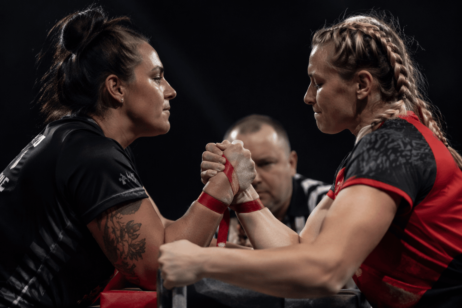 Courtney Huycke edges Nastasia Pastorkova 3-1 in East vs West 24 bout