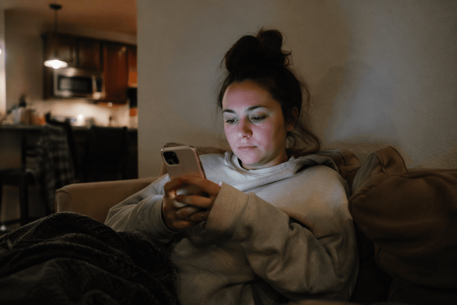 Americans read fewer books as screens, distractions take more time