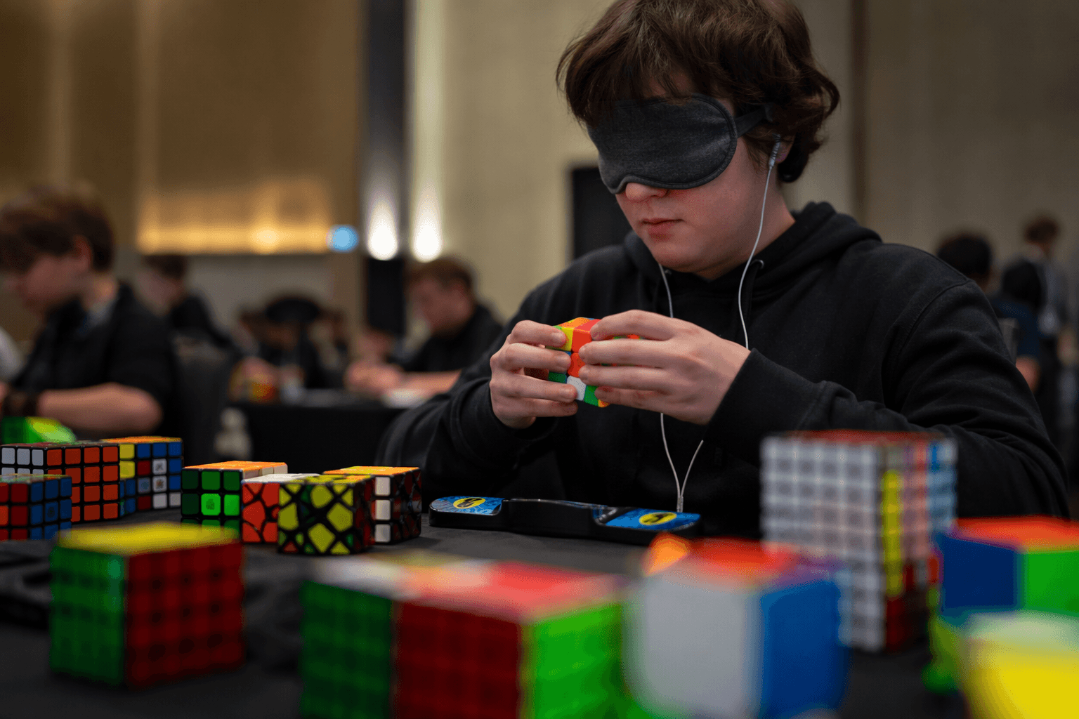 Strange in La Grange 2026 expands speedcubing beyond WCA rules