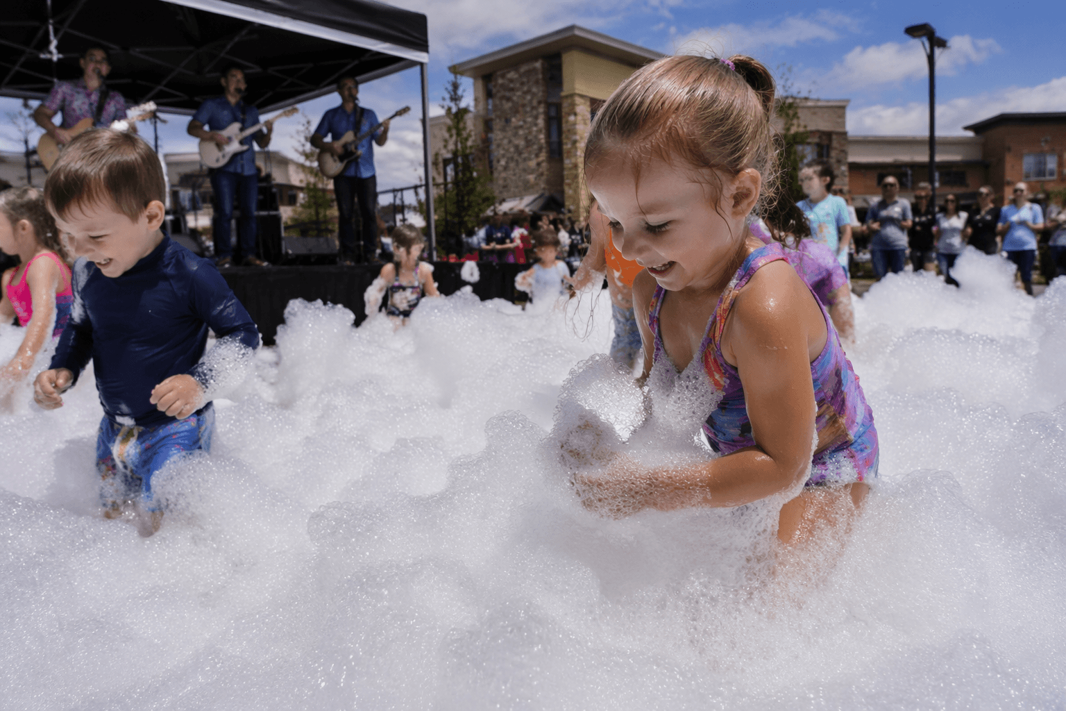 Castle Rock summer fest brings baby goats, music and foam fun