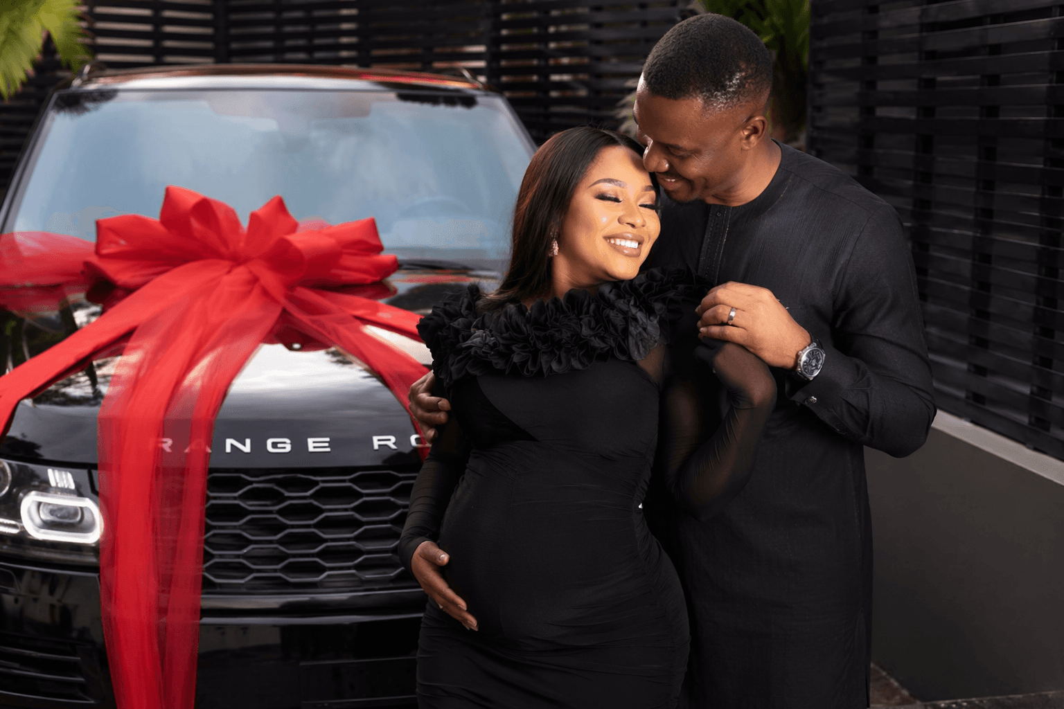 Mo Bimpe gets black Range Rover push gift after triplets arrival