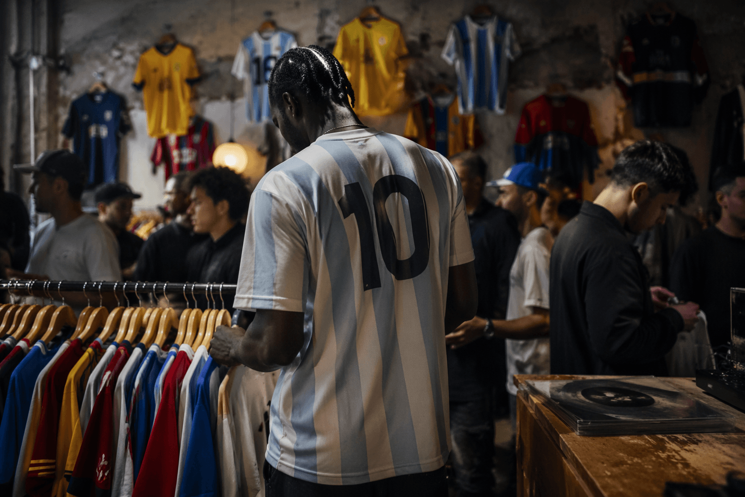 Vintage sports jerseys surge as World Cup and Knicks fuel nostalgia