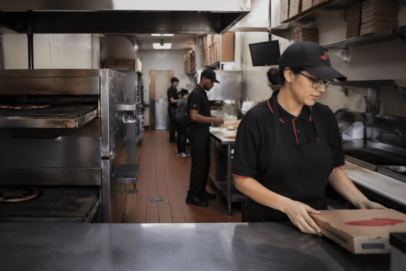 Pizza Hut careers page warns applicants many store jobs are franchise-run