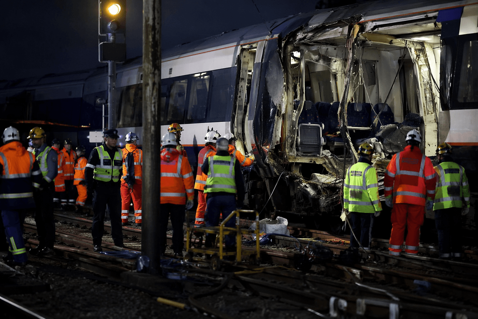 Family of train driver Shaun Burton devastated after Bedford collision