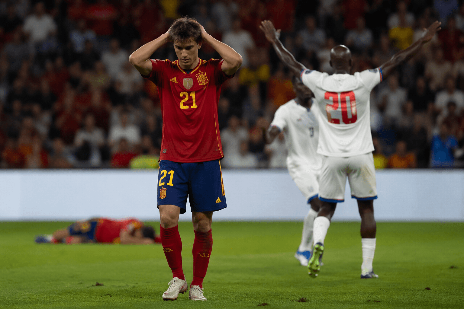 Spain held to shock 0-0 by debutant Cape Verde