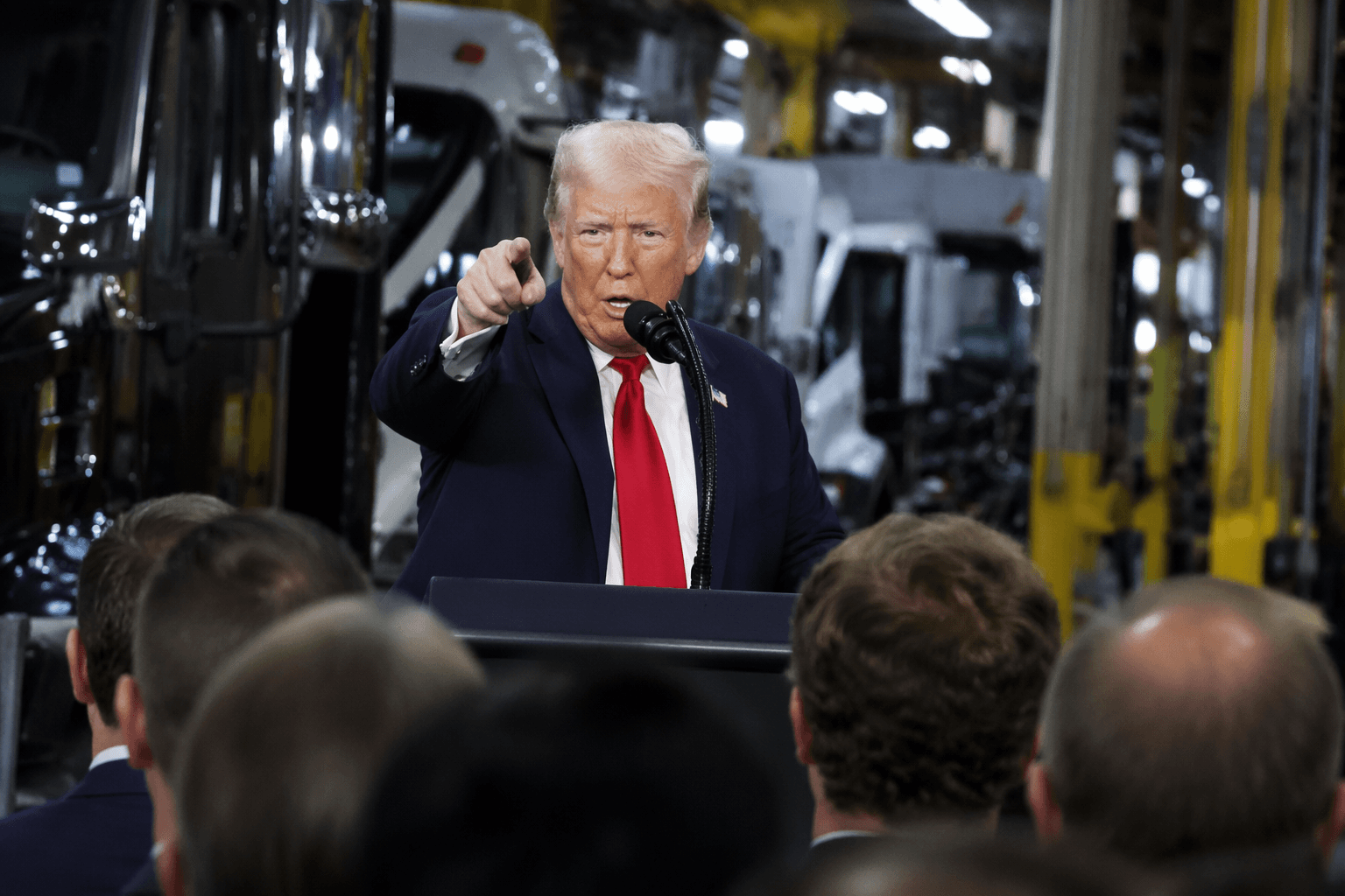 Trump touts Rust Belt jobs in Pennsylvania factory visit