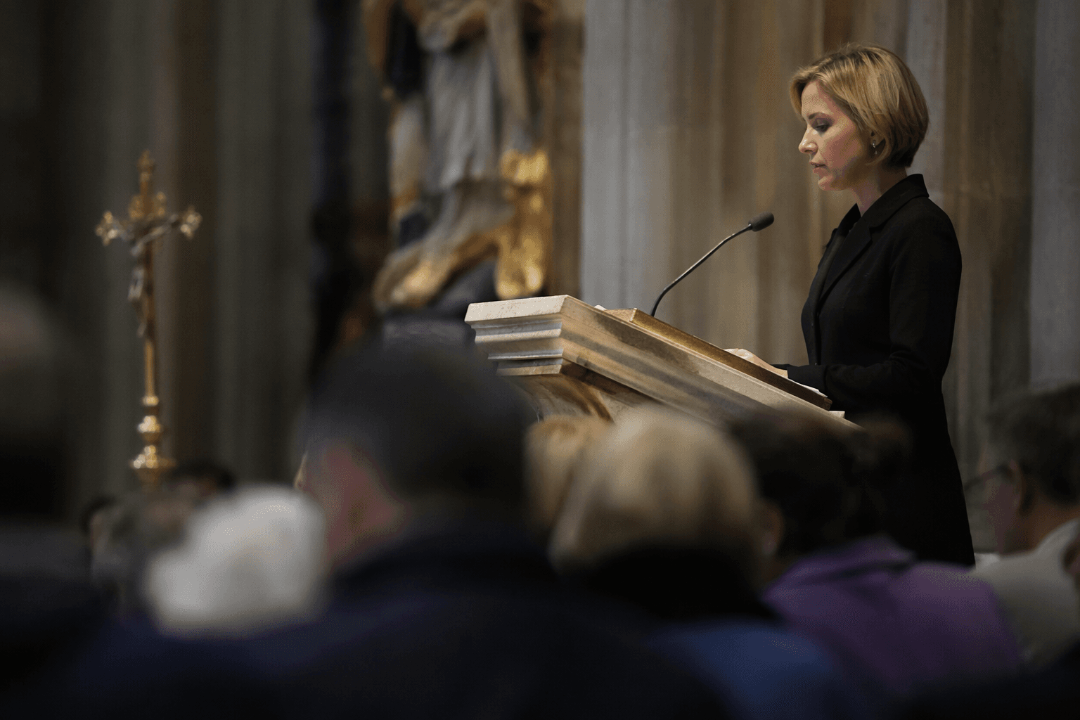 Vatican rejects bid to let women preach during Mass