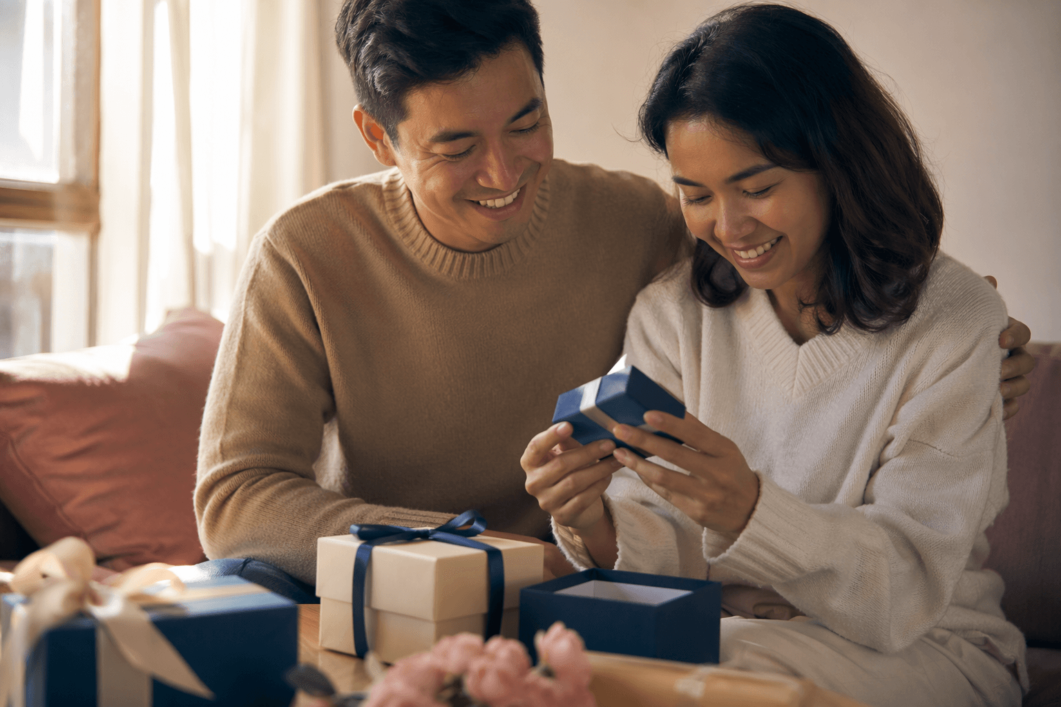 Best anniversary gifts by year and budget for every milestone