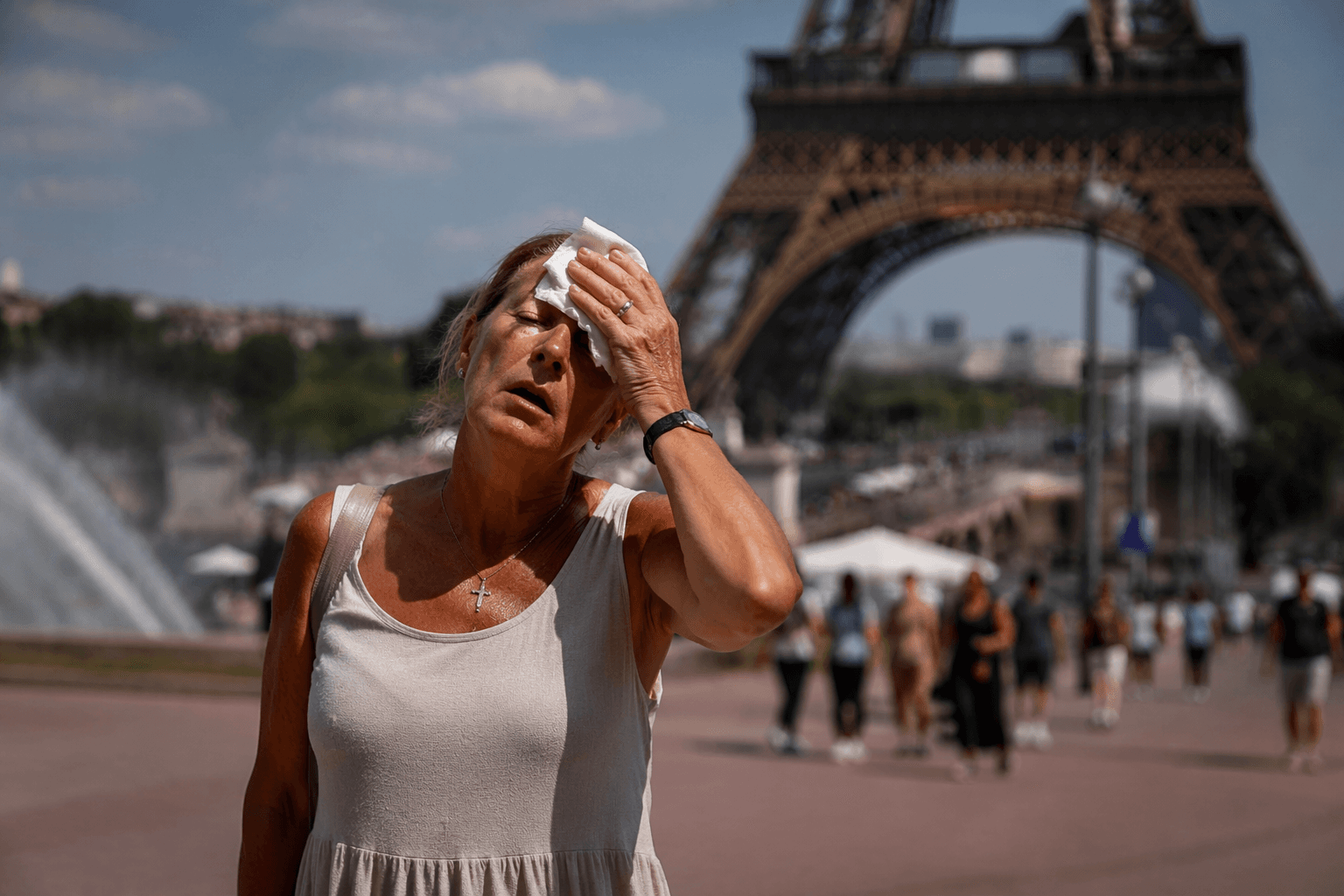 Europe braces for record heat as deadly wave grips France and Britain