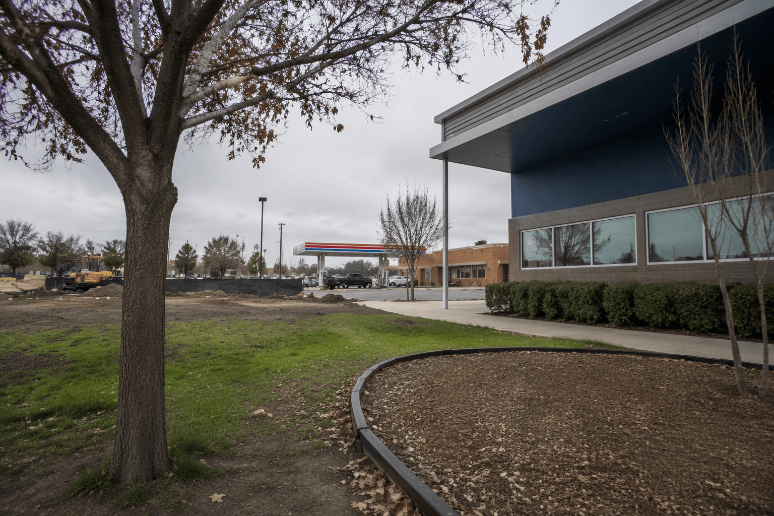 Gas station, health center planned next to Clovis Rec Center