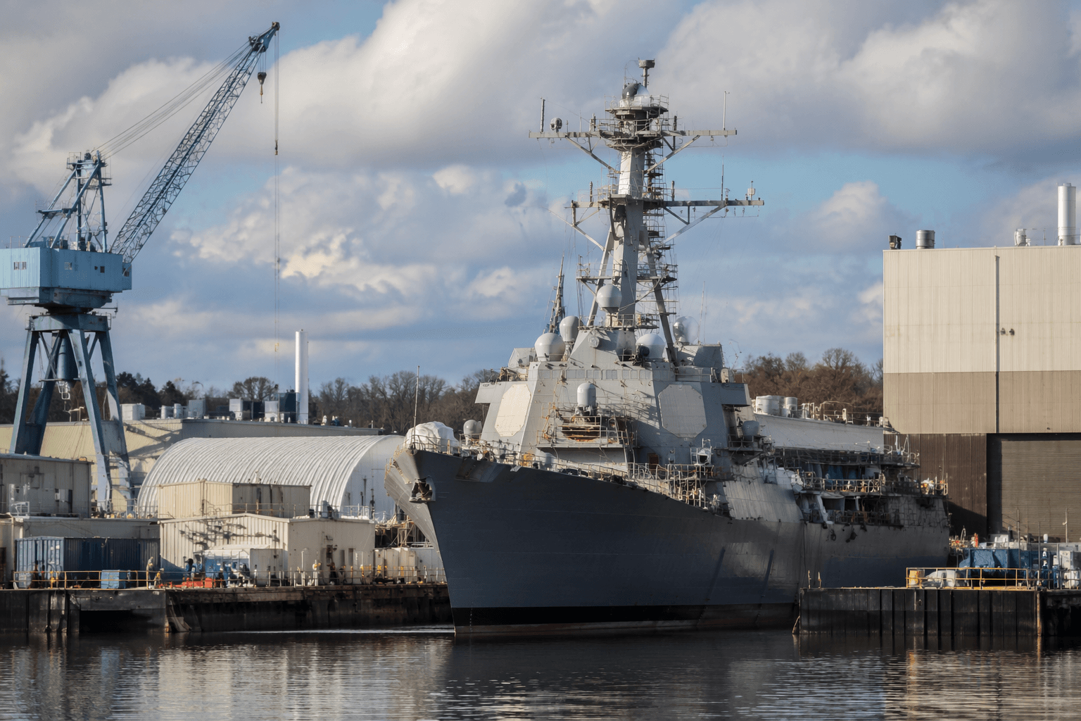 Senate bill blocks offshore warship production, adds destroyer for Bath Iron Works