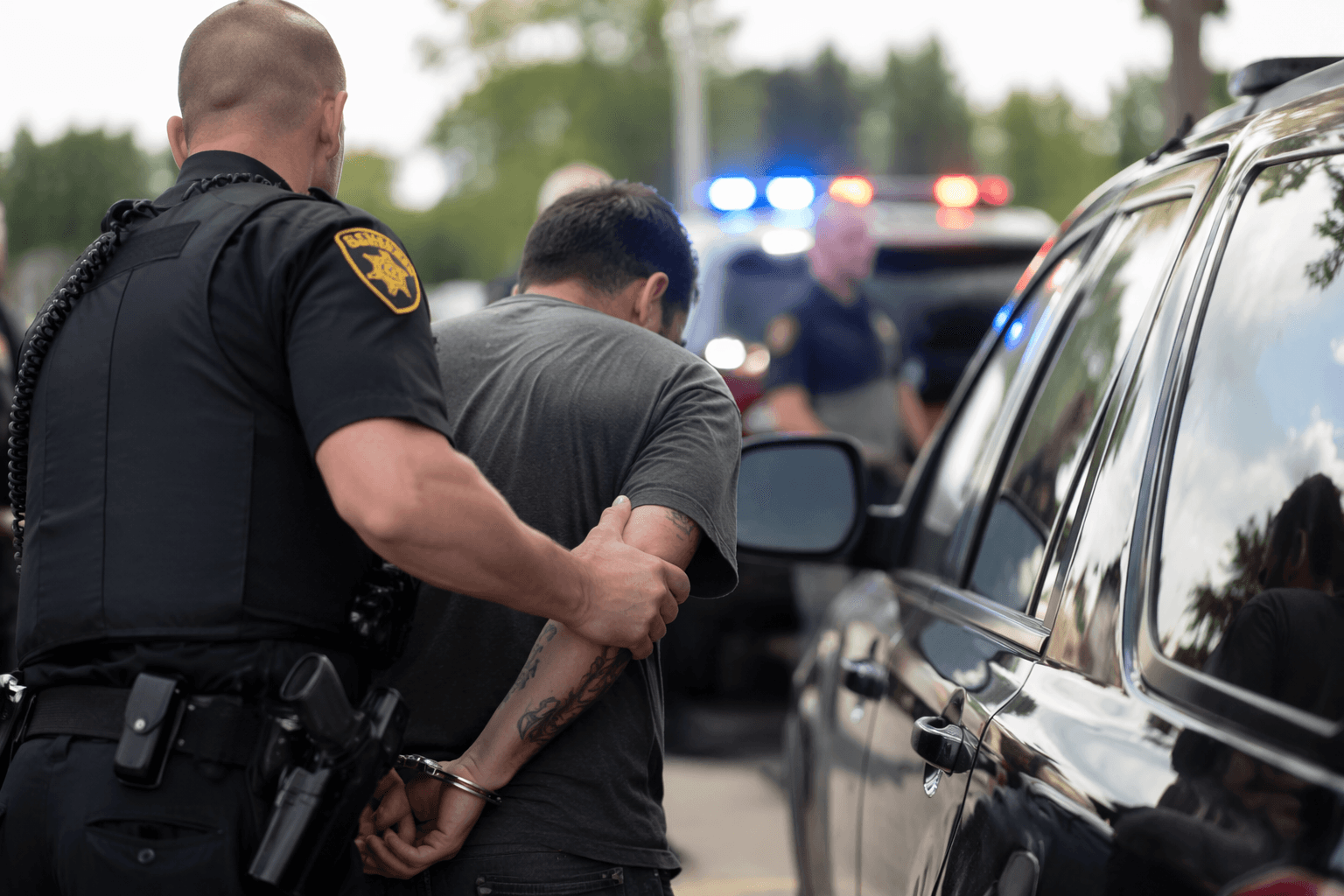 Laurel man arrested after traffic stop uncovers drugs, stolen gun