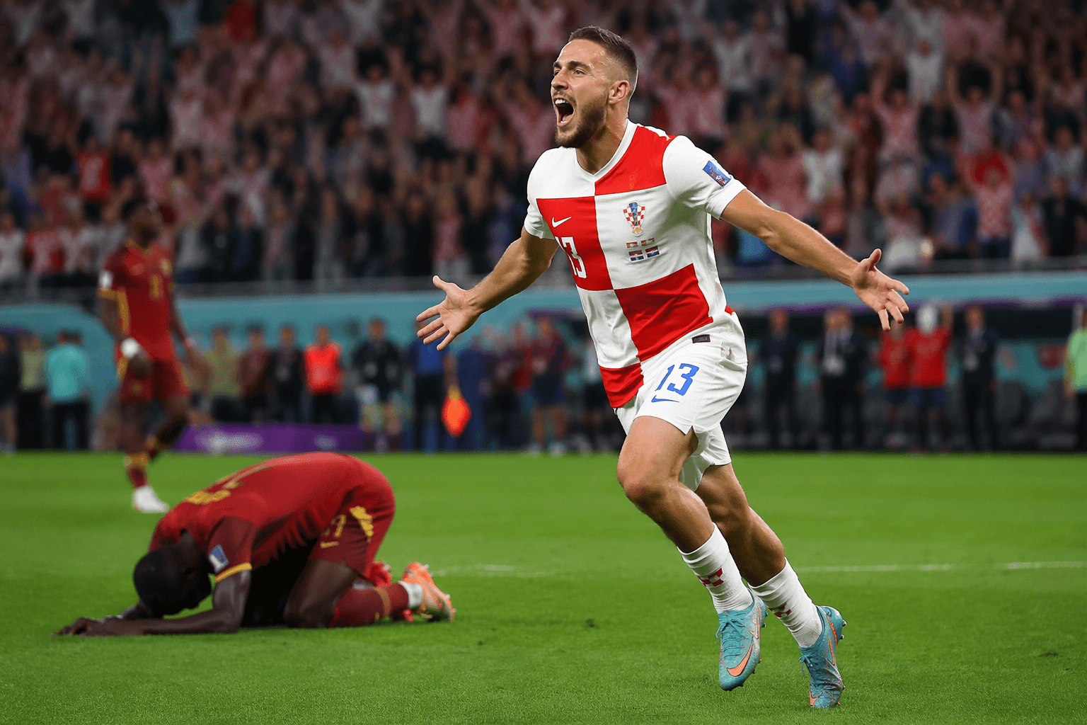 Croatia beats Ghana 2-1 to advance after late Vlasic goal
