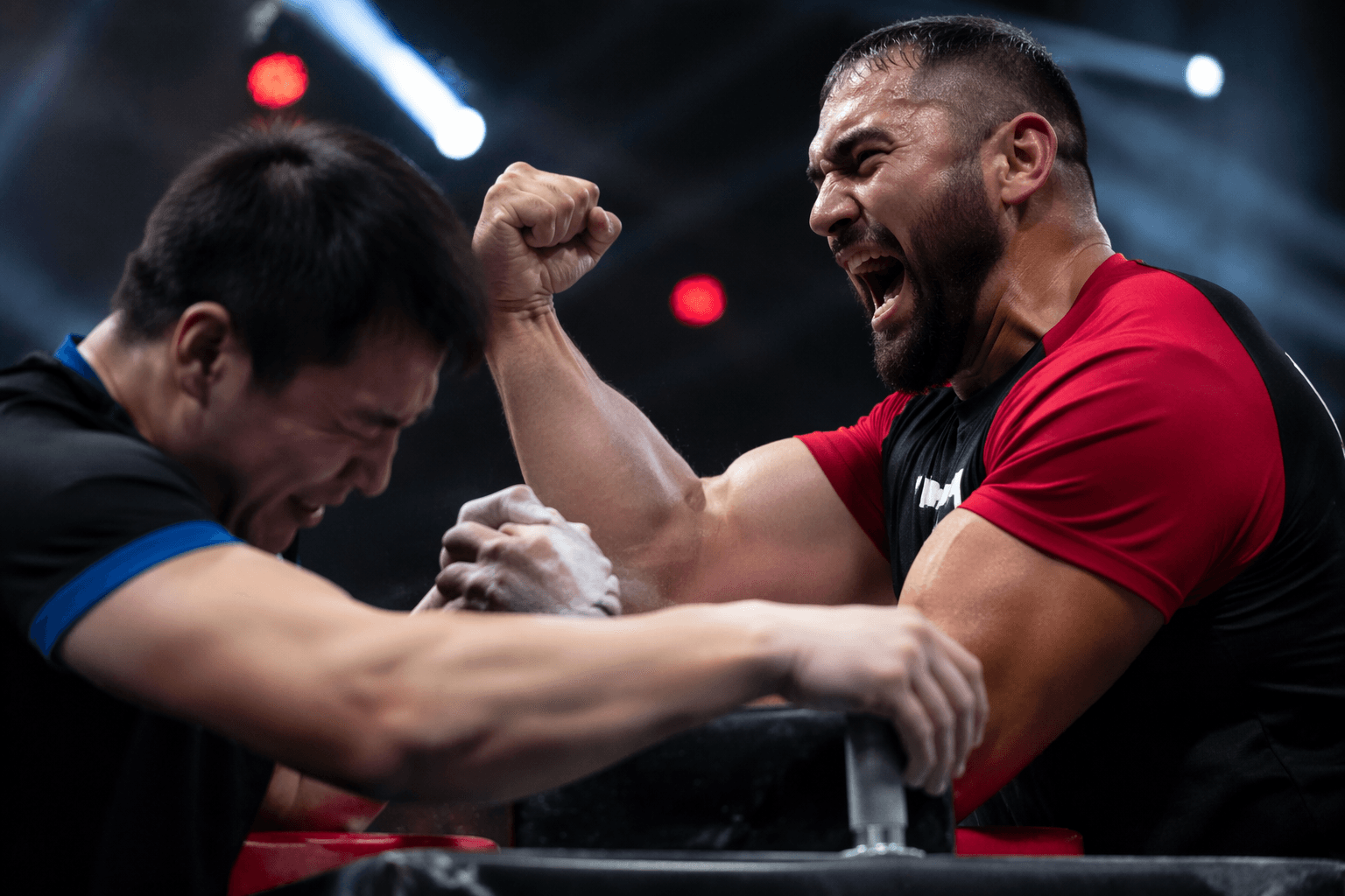 Irakli Zirakashvili sweeps Yoshinobu Kanai in East vs West 24 prelims