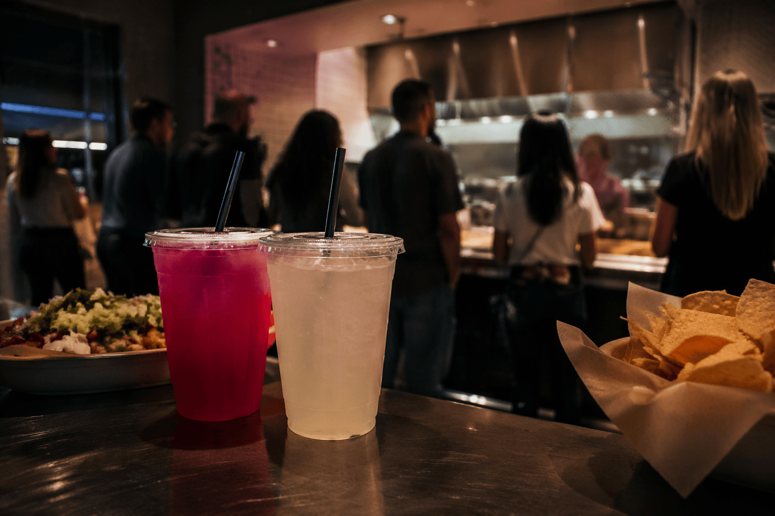Chipotle faces beverage-driven competition as diners chase novelty drinks