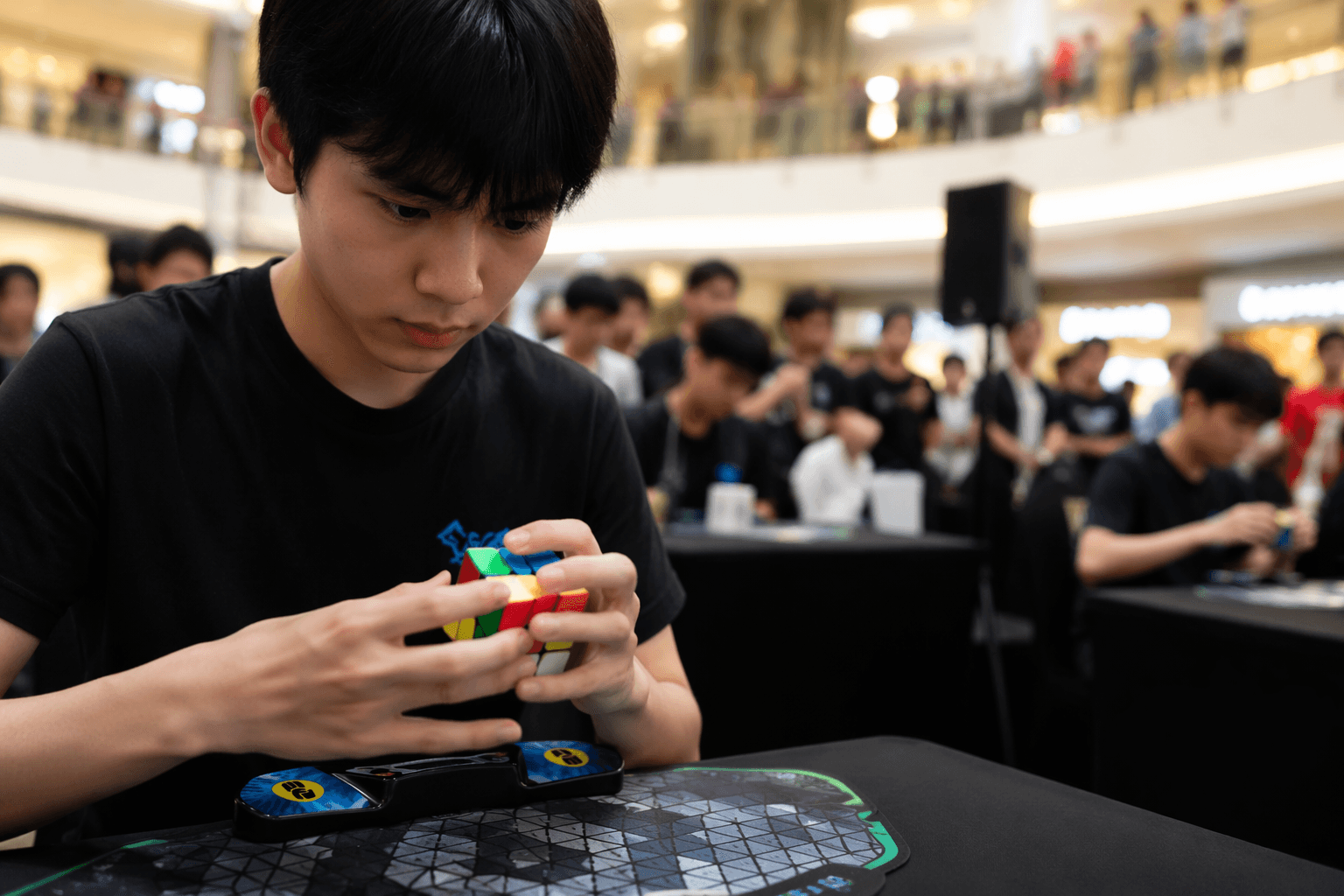 Bali mall hosts cross-border speedcubing meet with 28 competitors