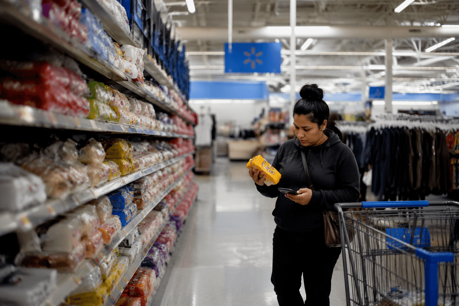 Walmart faces resilient retail sales, but weaker consumer fundamentals loom