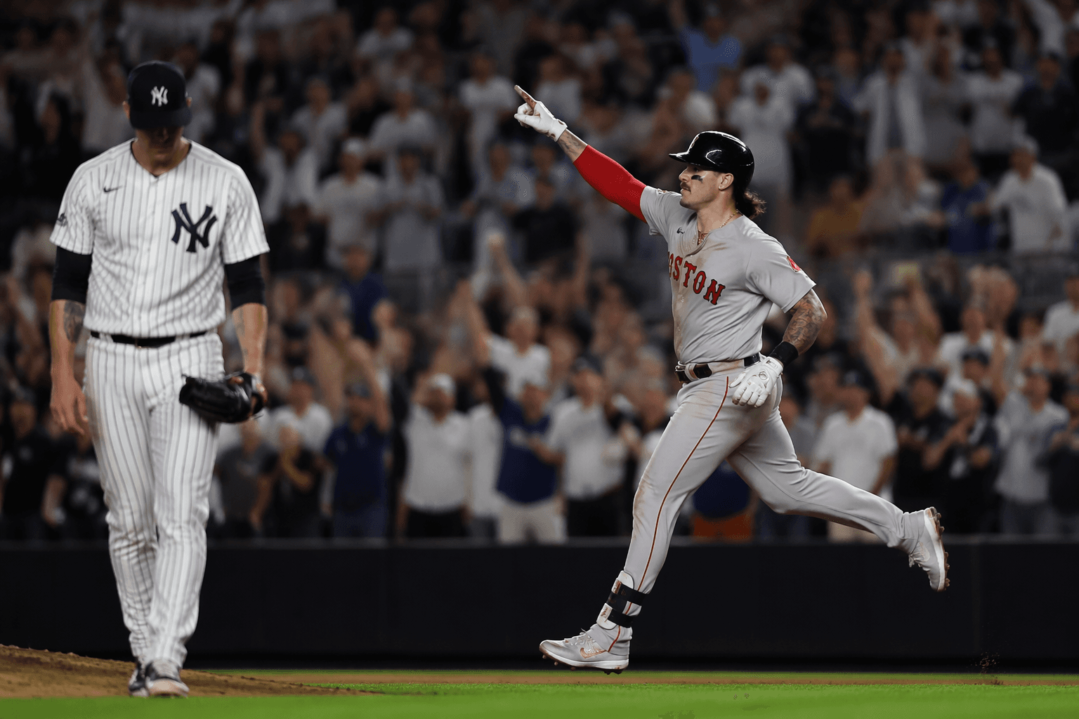 Duran lifts Red Sox past Yankees in 10th for four-game sweep