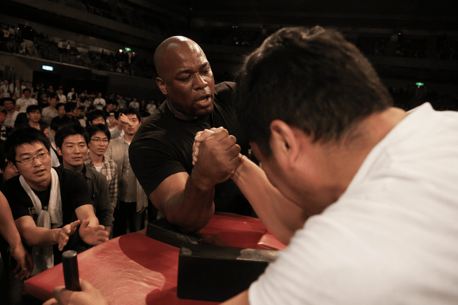 Gary Goodridge's 1,000-man arm-wrestling feat still amazes fans