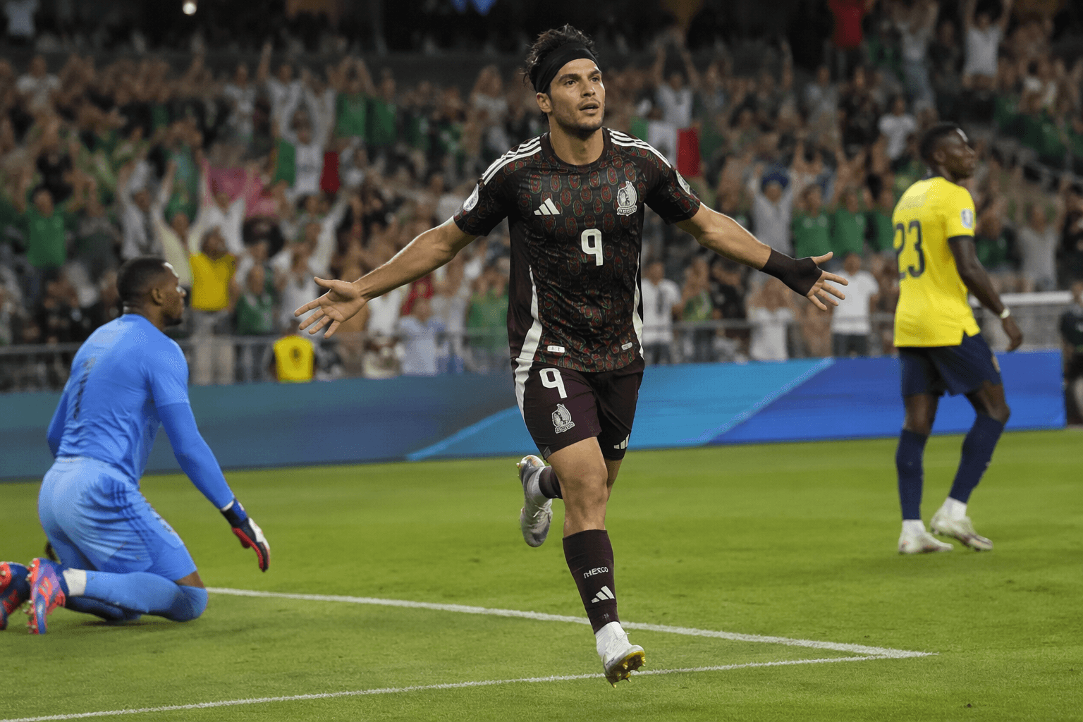 Raúl Jiménez seals Mexico's 2-0 win over Ecuador in World Cup knockout