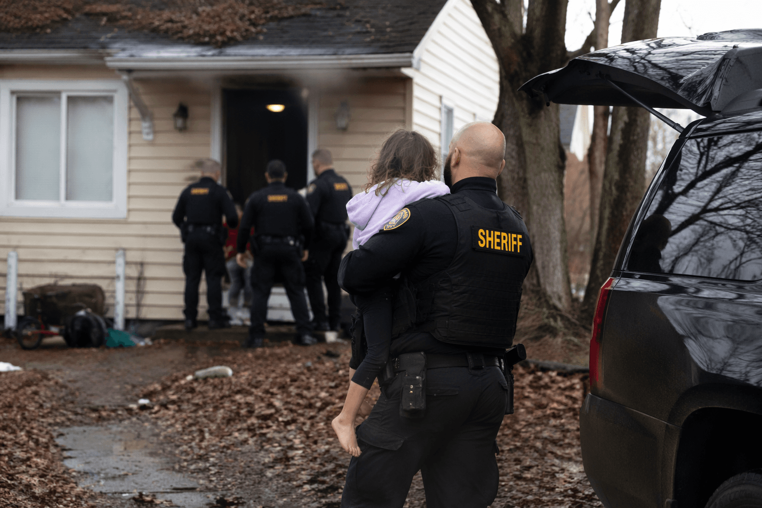 16 children found in deplorable Ohio home, four adults charged