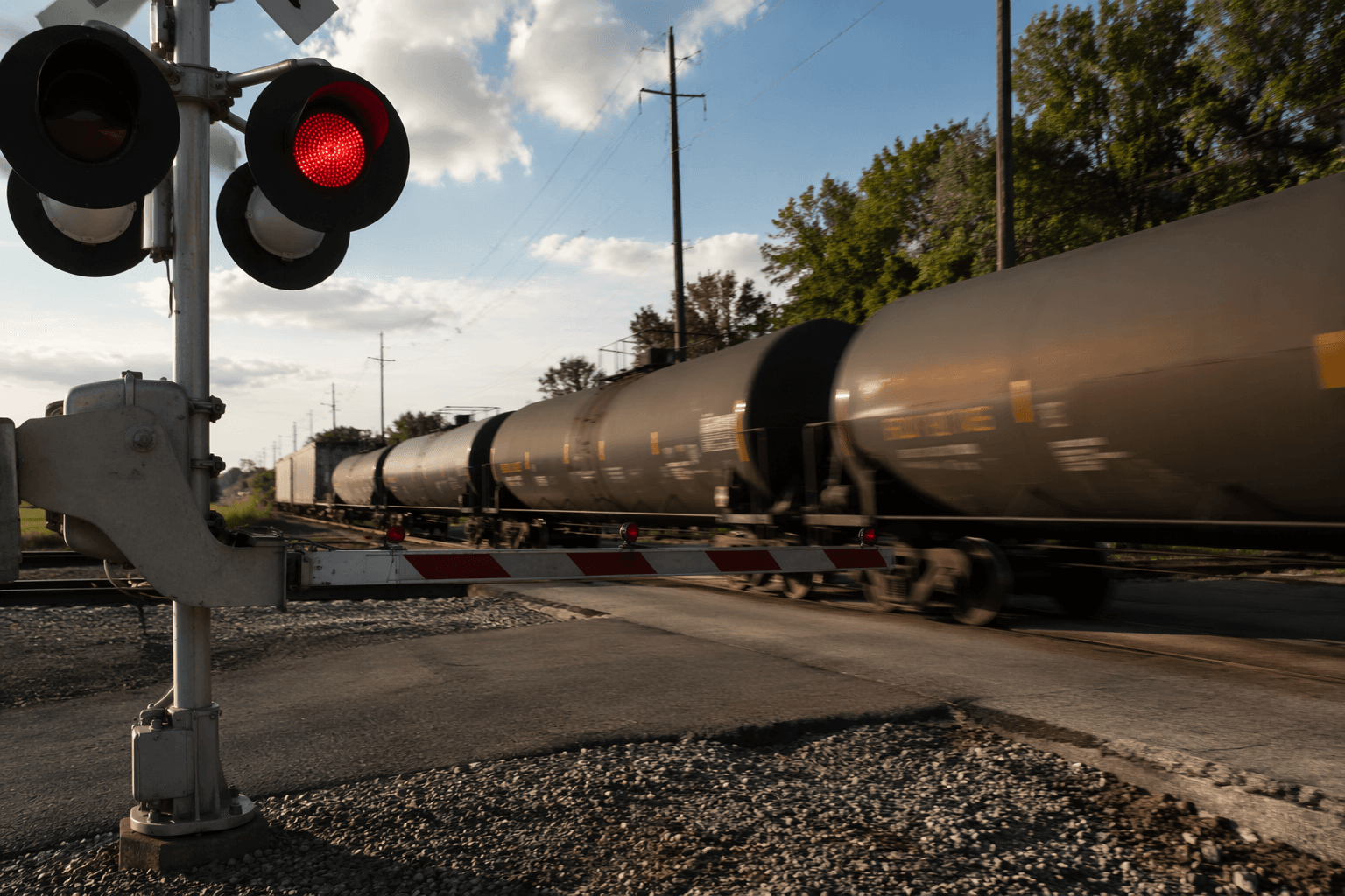 NCDOT to close railroad crossings in Gibsonville, Burlington for track work