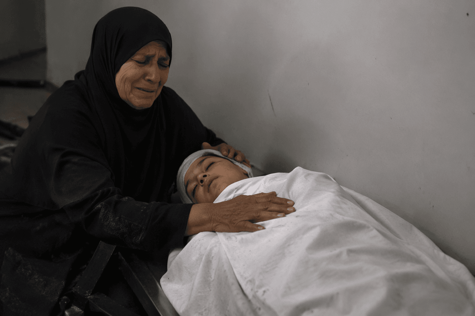 Hundreds of Gaza patients die waiting for medical evacuation abroad