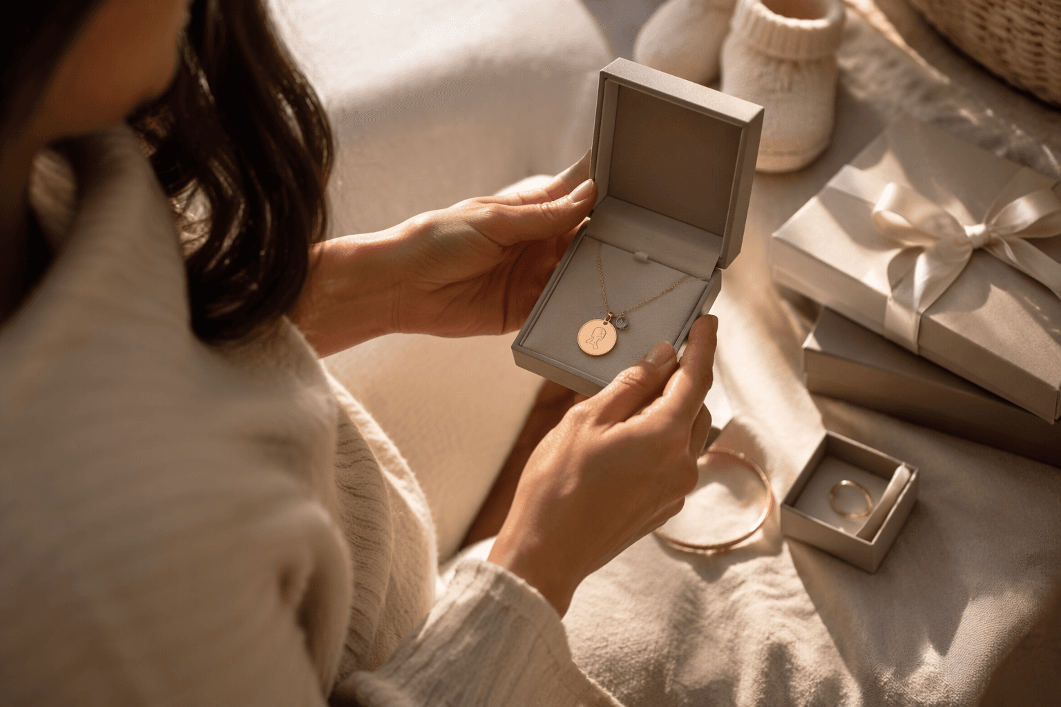 Personalized jewelry ideas for a meaningful push present