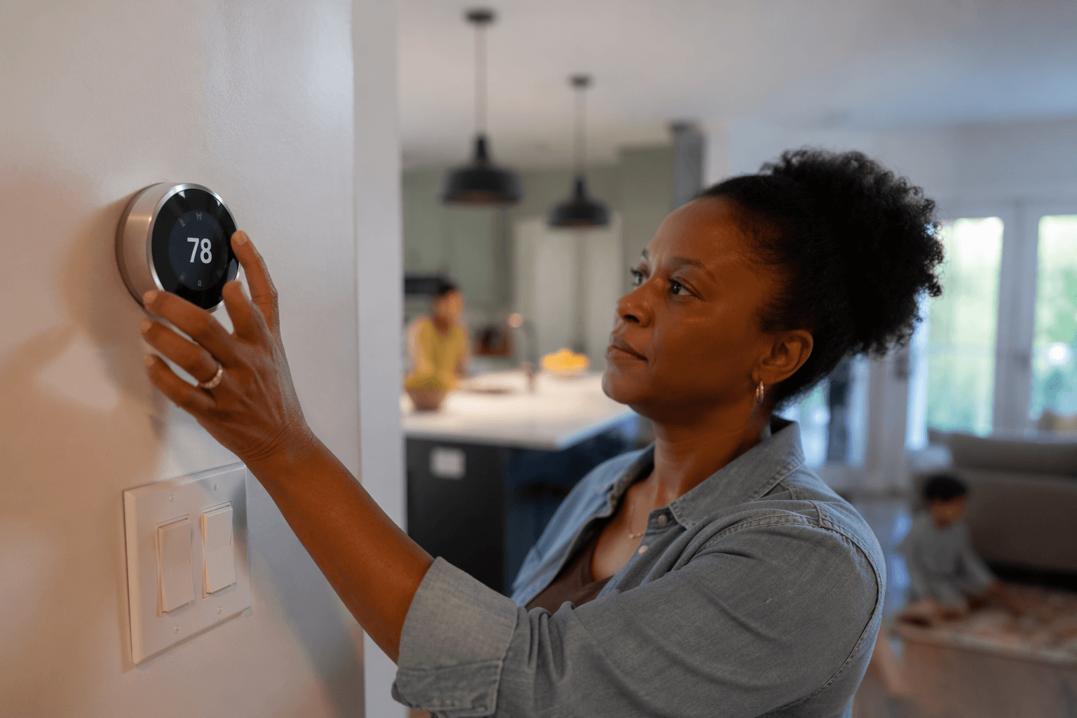 Experts say thermostat tweaks can cut summer cooling bills