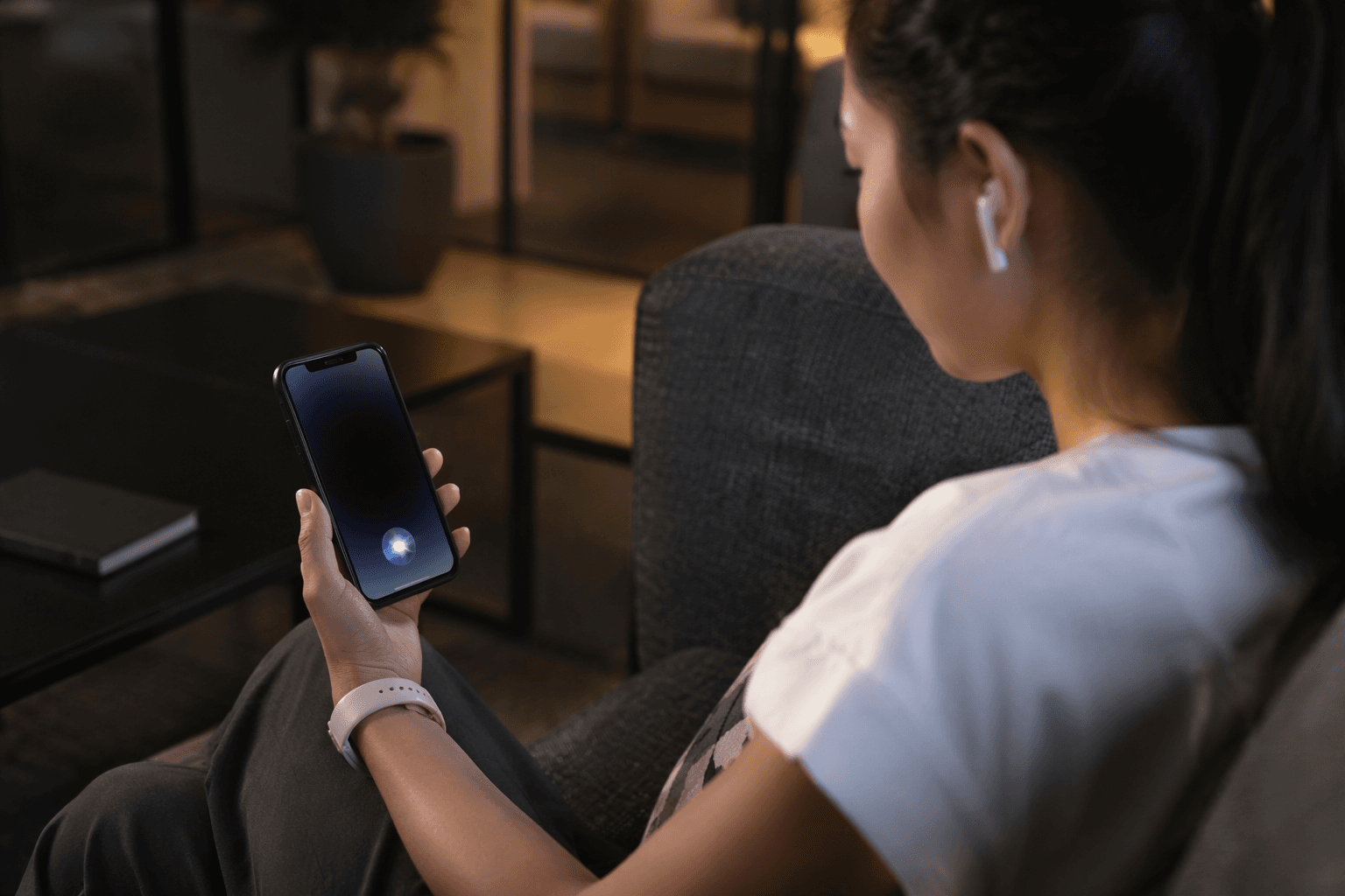Apple lets users customize Siri's voice speed and expressiveness