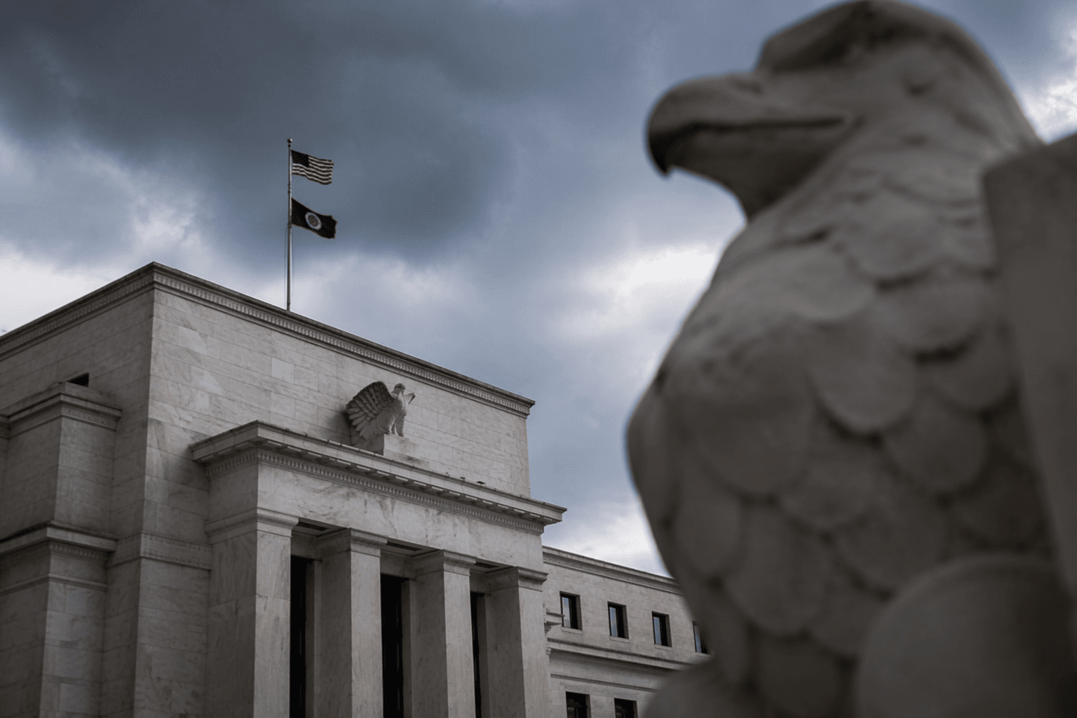 Fed minutes show rising concern over inflation, hint at rate hike