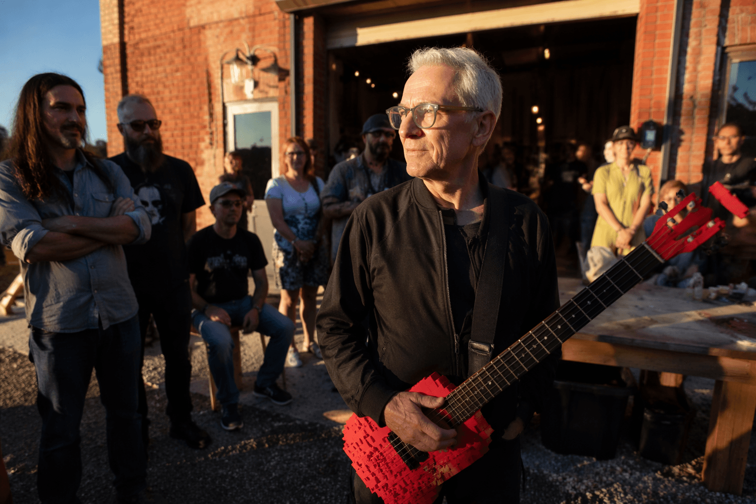 Bob Mothersbaugh traces Devo’s weird guitar legacy from Akron roots