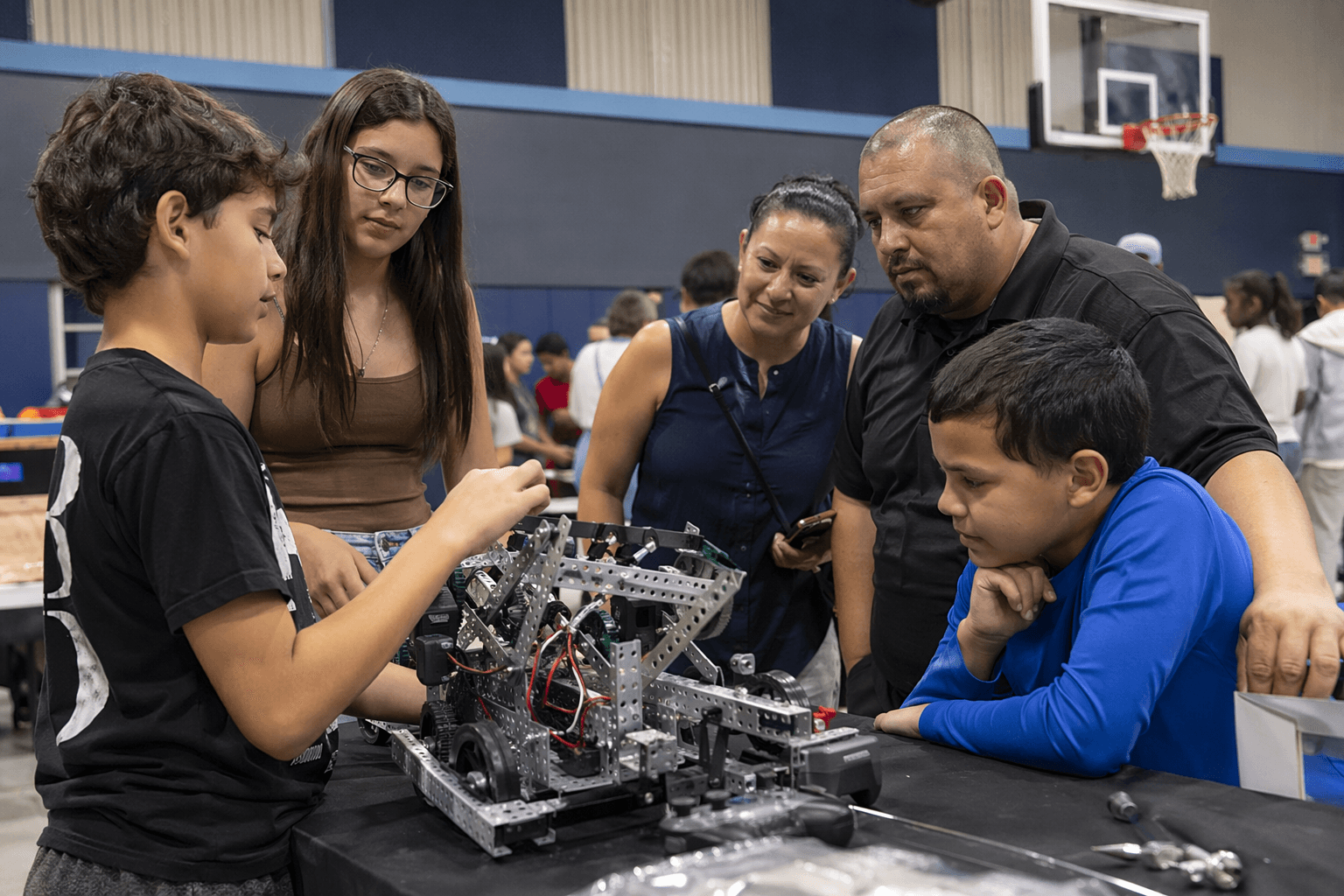 Yuma School District One STEMKAMP ends with Family Day showcase